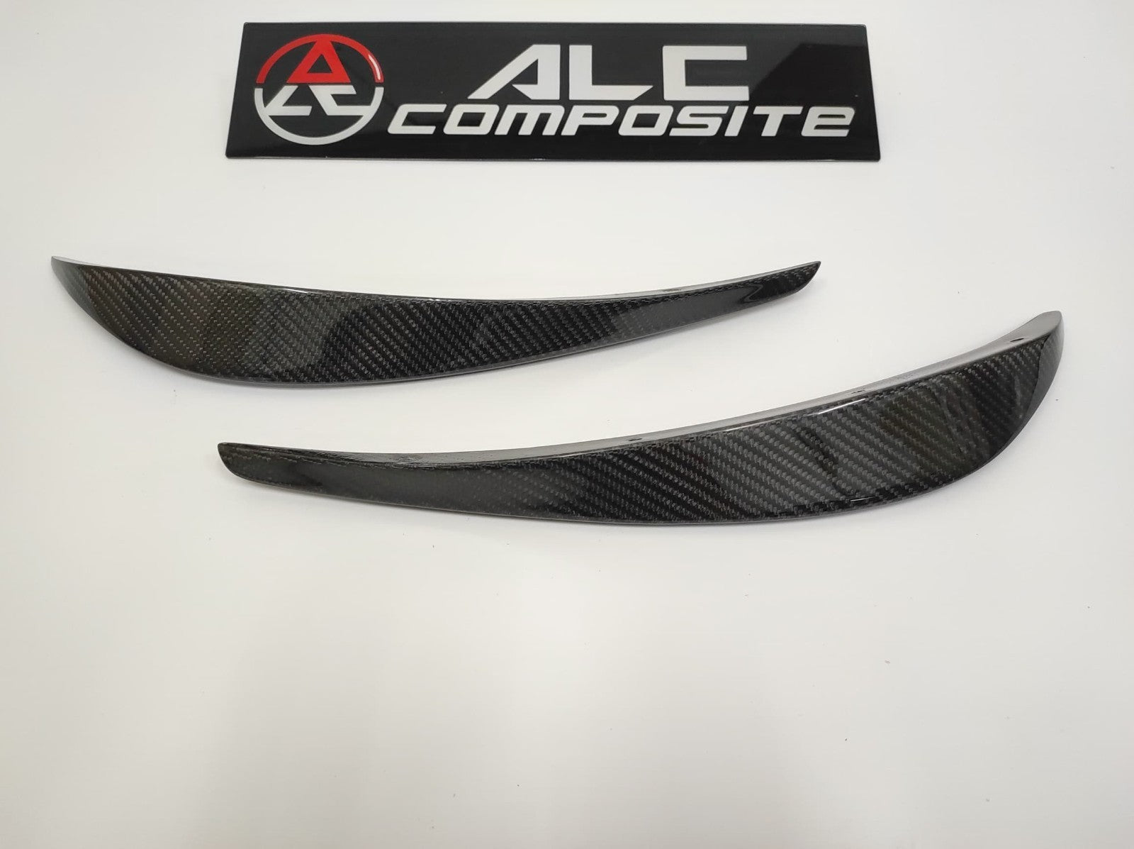 Fit For Audi R8 Gen 1 2008-2015 Front Bumper Carbon Fiber Canard Bolt On