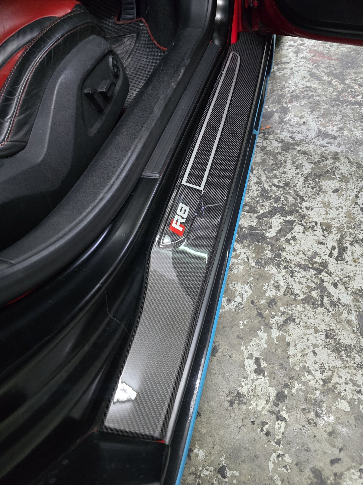Fit For Audi R8 100% Carbon Fiber Outer Door Sill For Gen. 1 R8 2008-2015