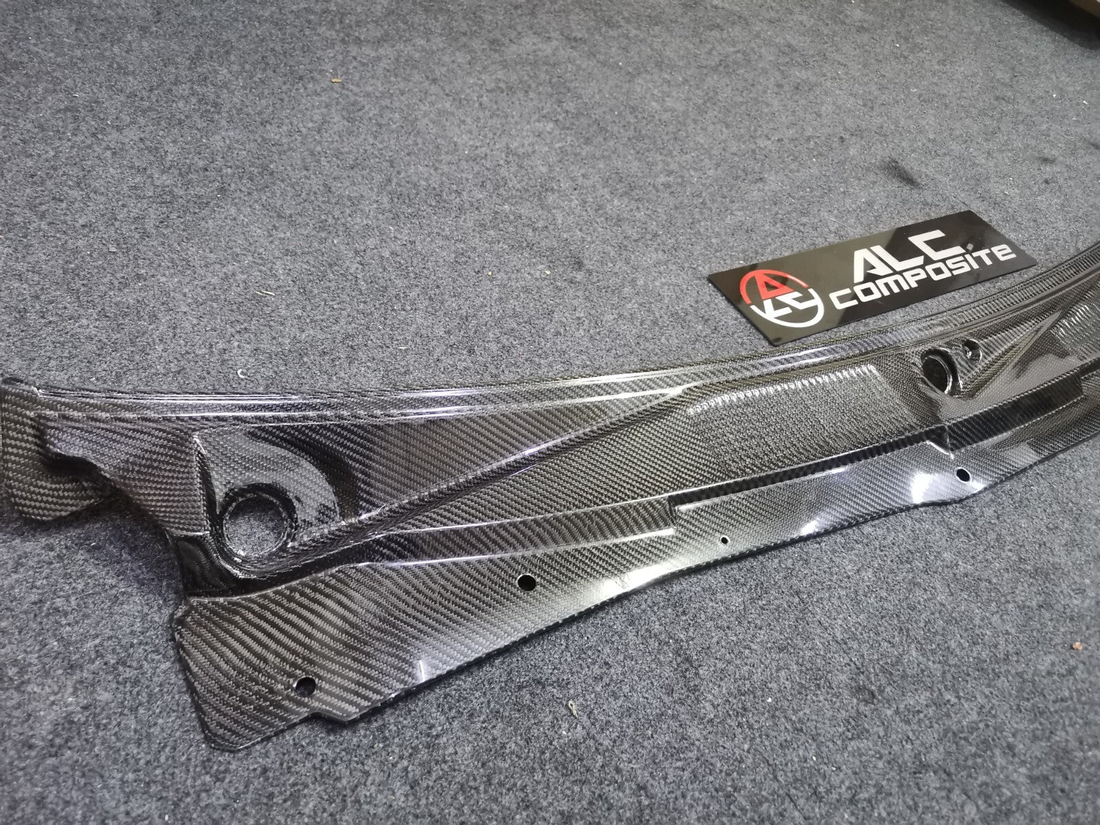 Fit For JDM RHD Nissan Silvia S15/S14/200sx Dry Carbon Fiber Wiper Cowl Cover