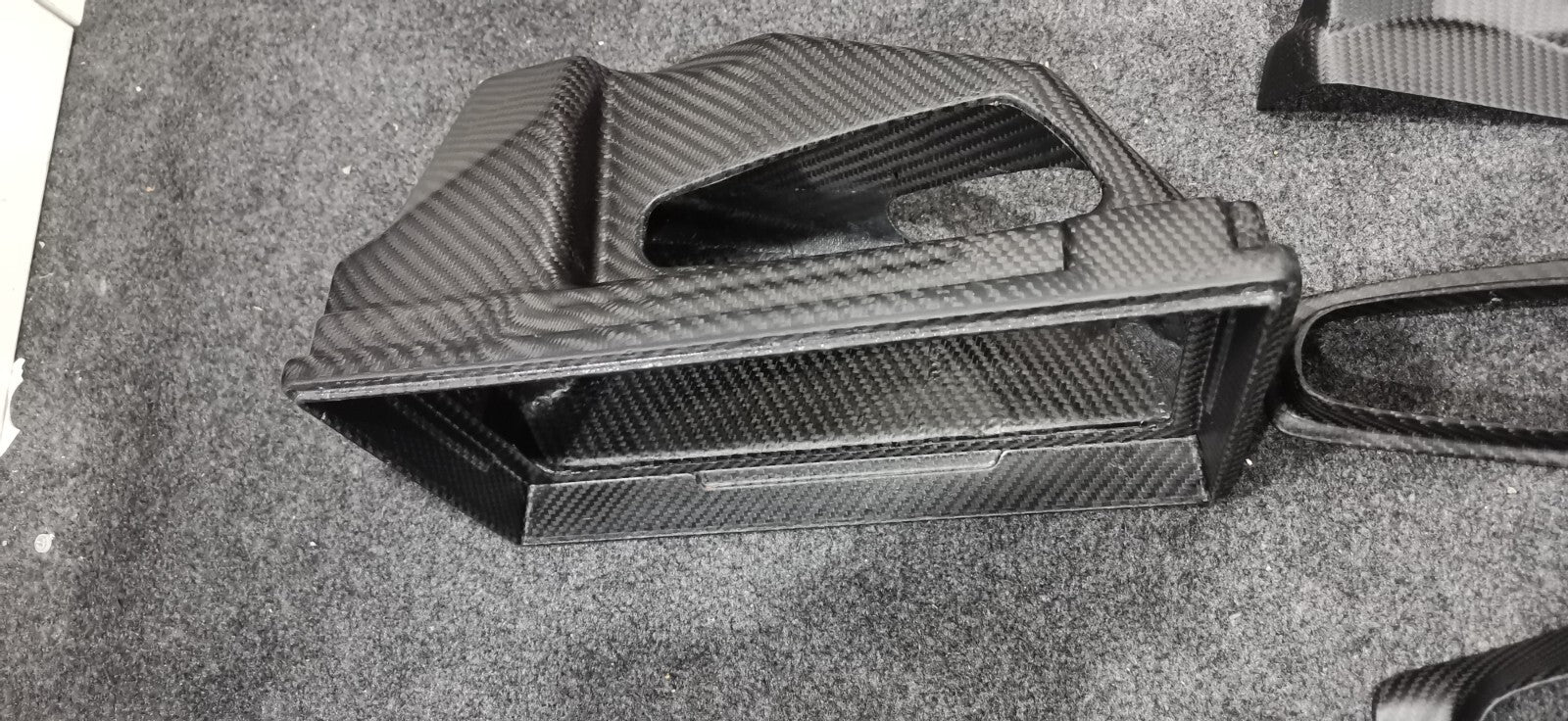 Fit For Nissan GTR RB26 Carbon Airbox