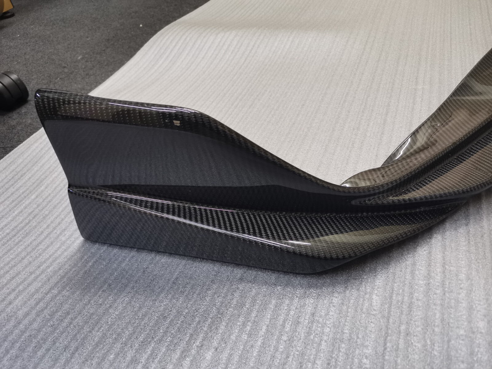 FIT FOR TOYOTA SUPRA A90 CARBON FIBER FRONT BUMPER UNDER LIP/SKIRT VRS STYLE