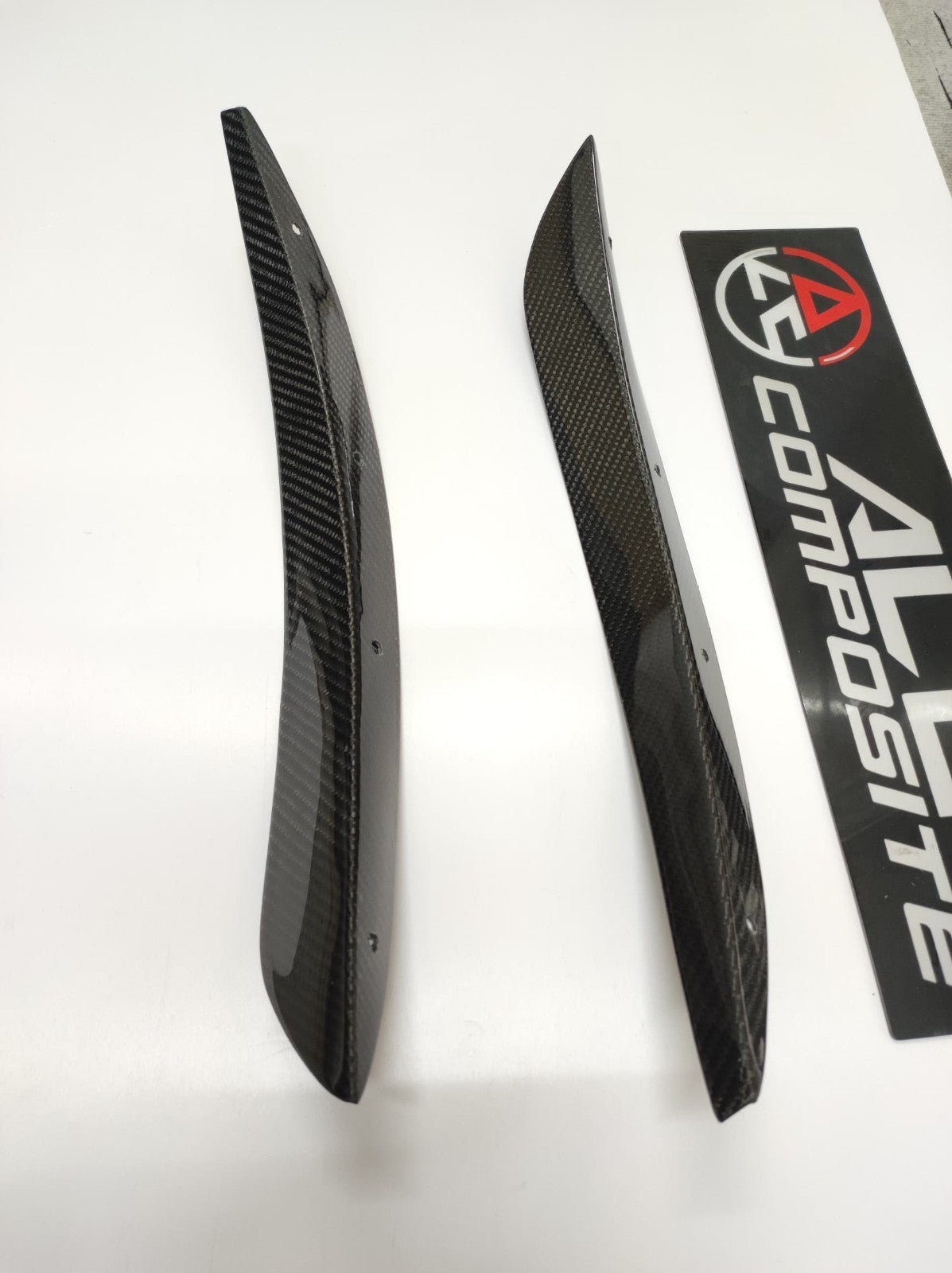 Fit For Audi R8 Gen 1 2008-2015 Front Bumper ALC Carbon Fiber Canard