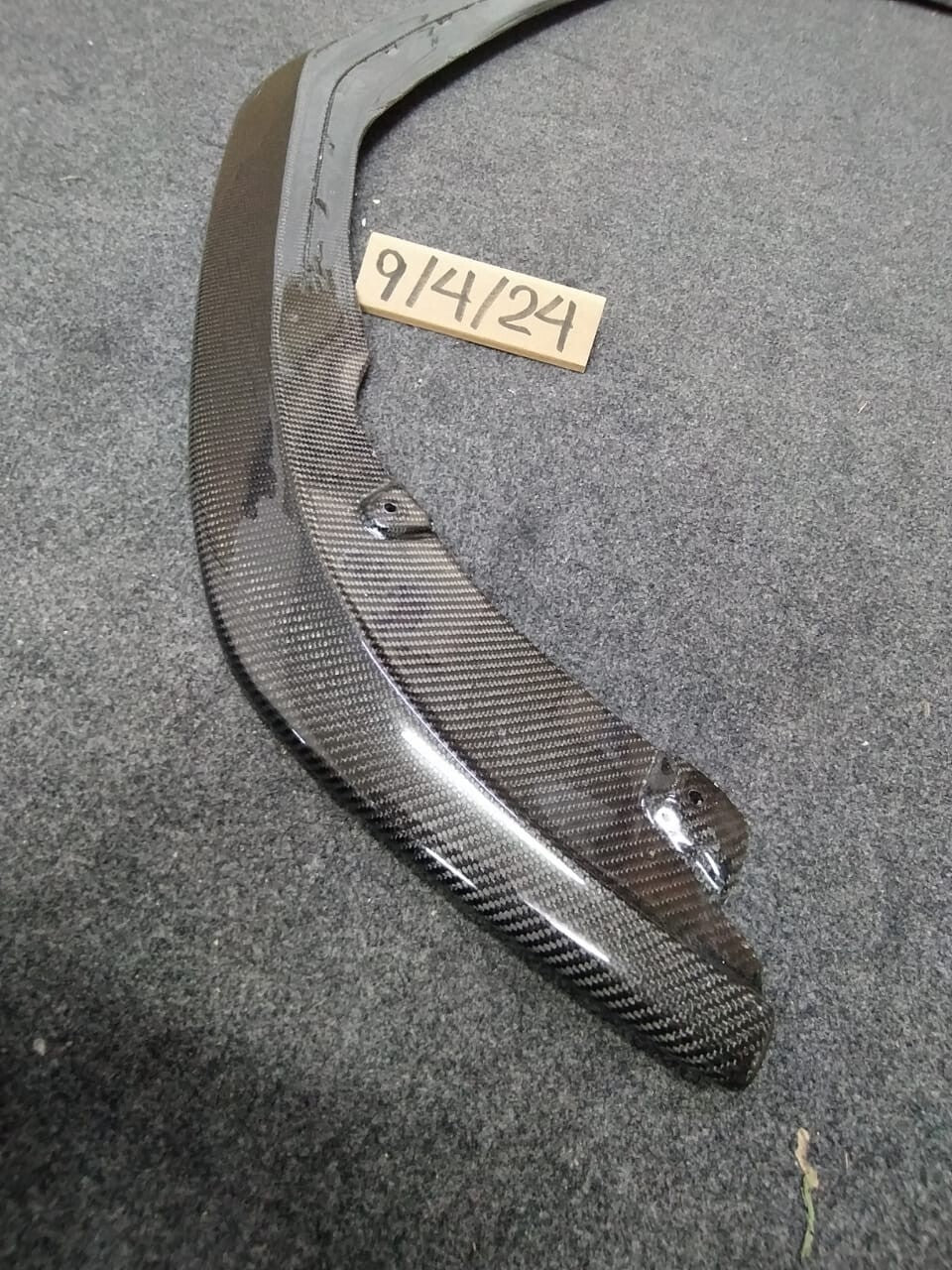Fit For Porsche Boxster/Cayman 718 16-23 Front Bumper Lower Lip Carbon Fiber