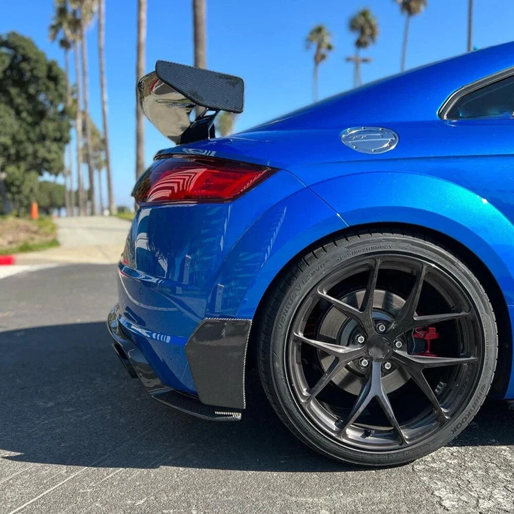 For Audi TTS/TTRS MK3 8S Carbon Fiber Rear Bumper Splitter Fin Canard/side spat