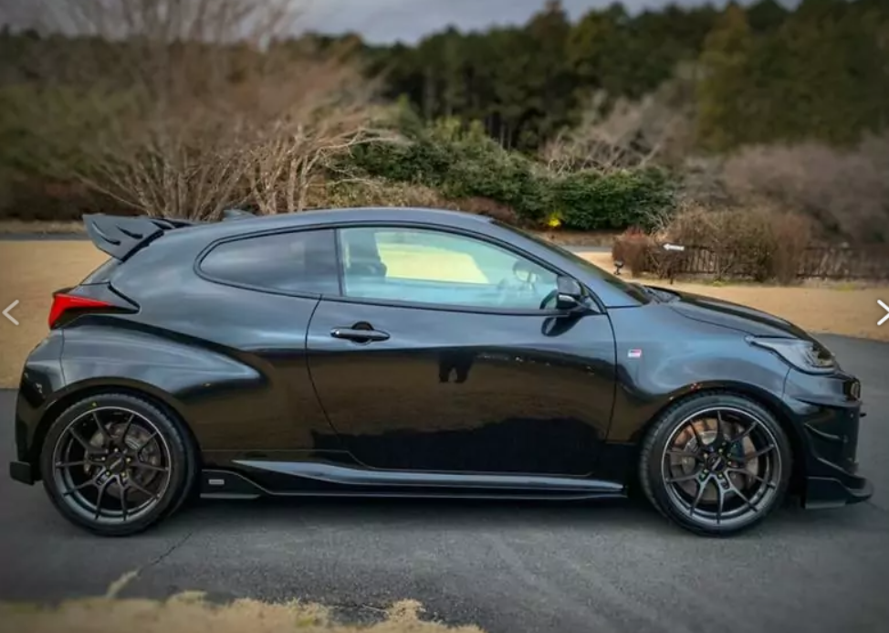 FIT FOR TOYOTA GR YARIS GXPA16 TM STYLE FRP SIDE SKIRT LOWER LIP UNPAINTED 
