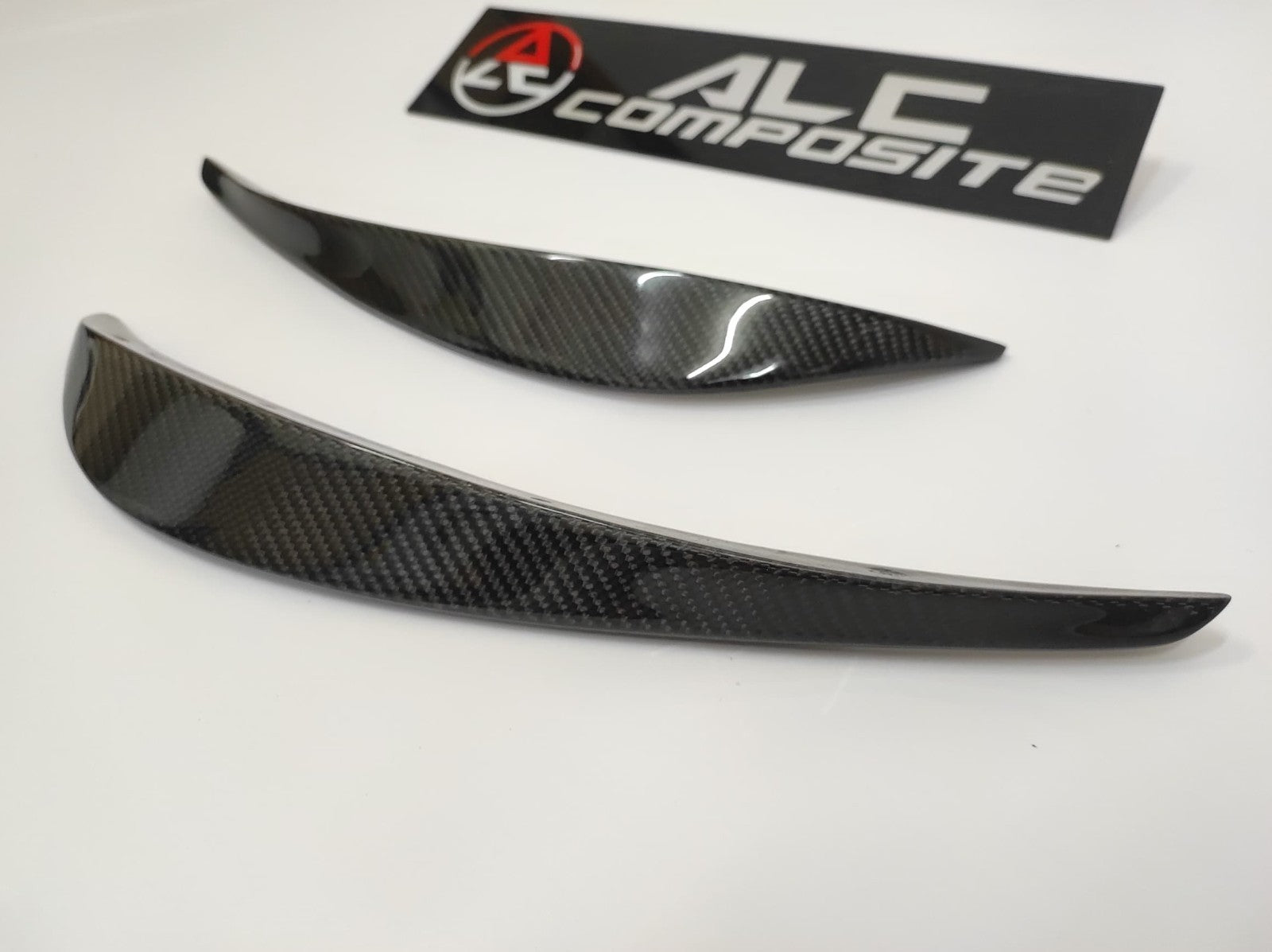 Fit For Audi R8 Gen 1 2008-2015 Front Bumper Carbon Fiber Canard Bolt On