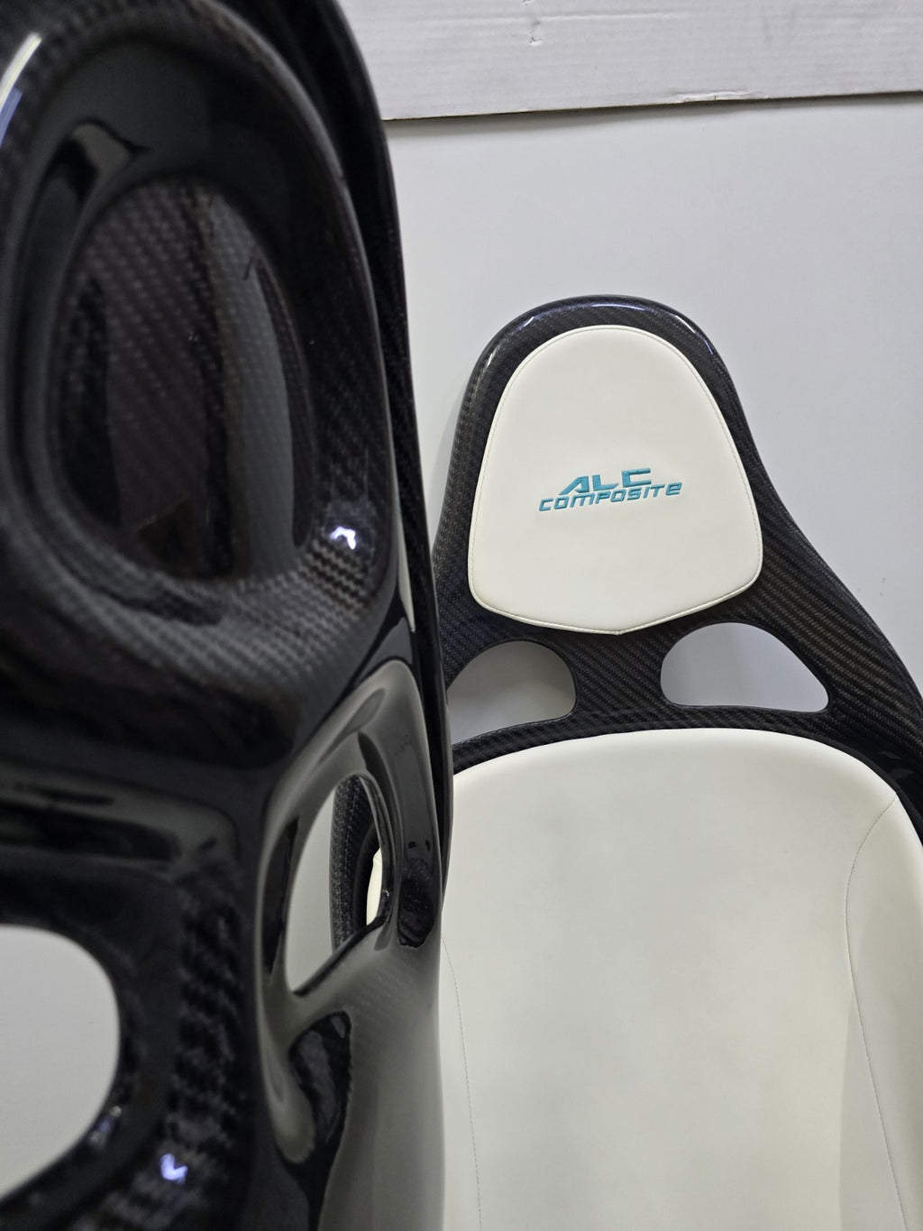 ALC Composite Carbon Fiber Bucket Seat L Size 2pc Set (L&R) Universal Fitting