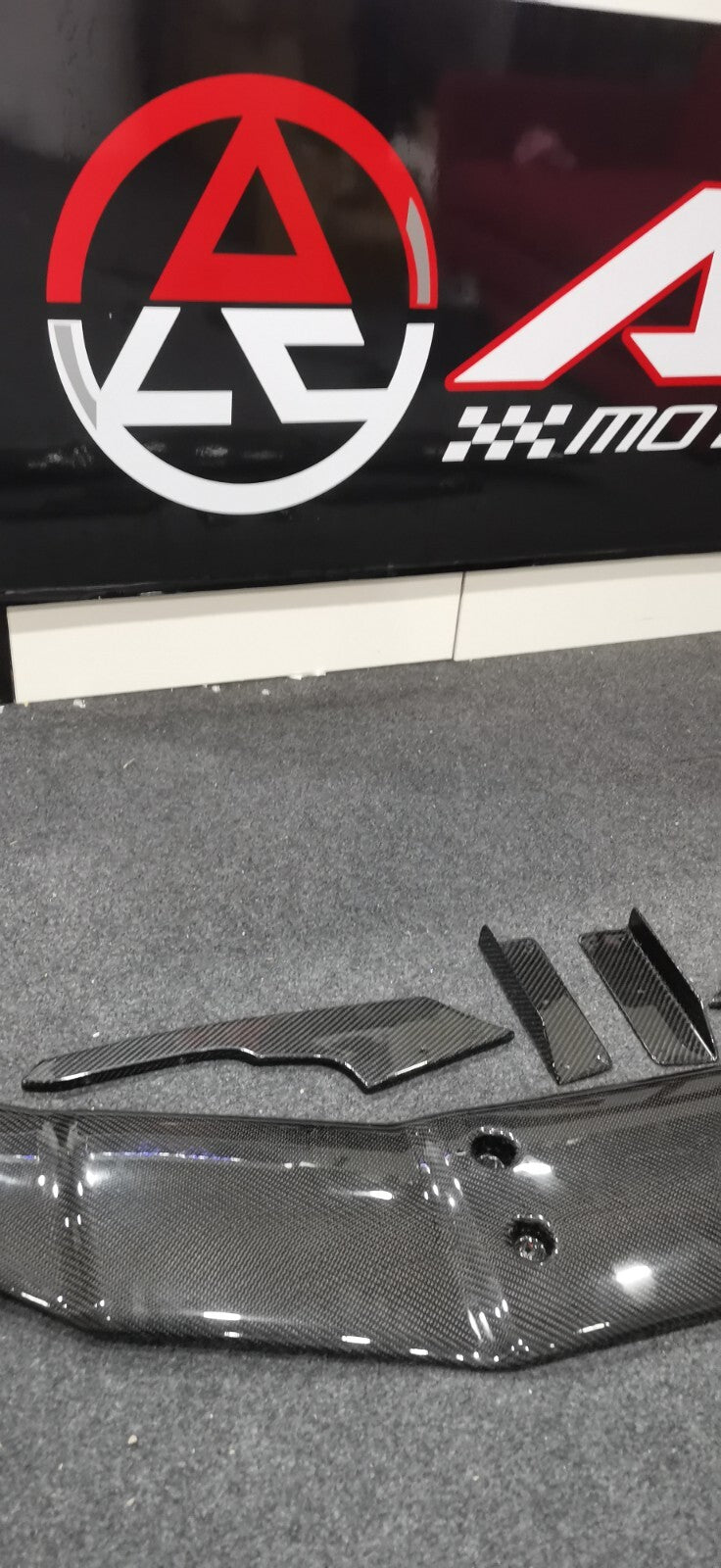 Universal Carbon Fiber GT Wing For VW/Mercedes/Audi/BMW Hatchback & MPV