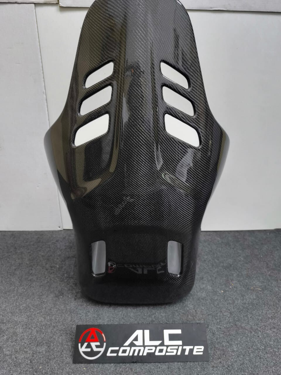 Dry Carbon Fiber Lightweight Bucket Seat With Padding & Bracket Harness 1pc