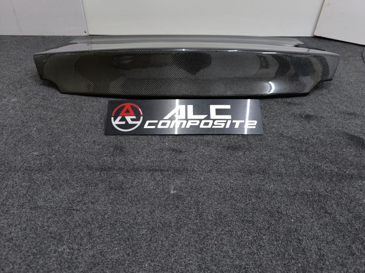 Fit For Nissan R35 GTR OE-Style Dry Carbon Rear Bonnet Trunk Boot