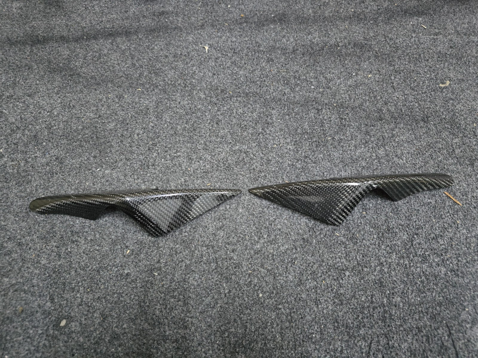 Carbon Fiber Tail Sliders fit for BMW S1000RR '19-'22 & M1000RR '21-'22