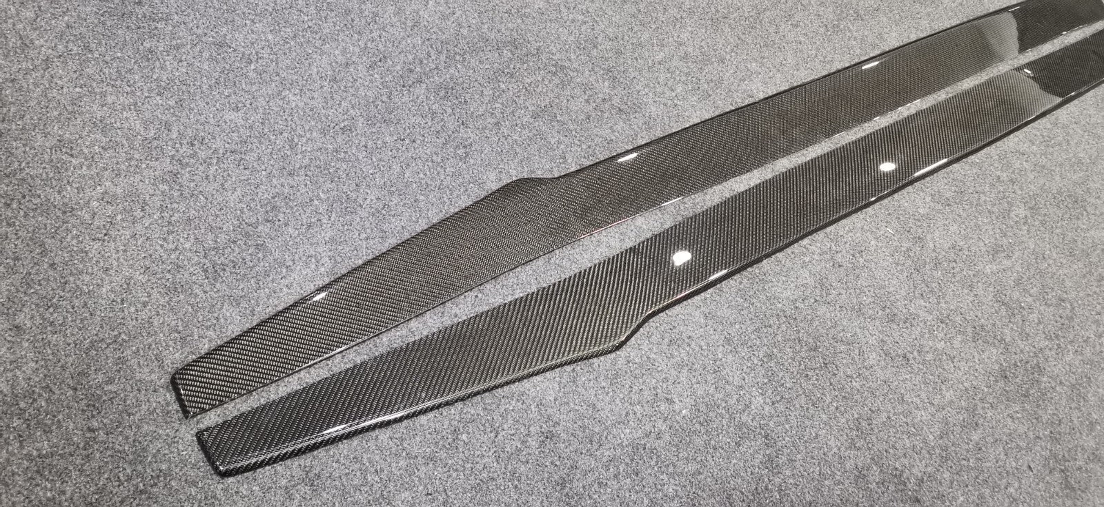 Fit For Audi TTRS MK2 Carbon Fiber Side Diffuser Extension Lip/Skirt ALC Design