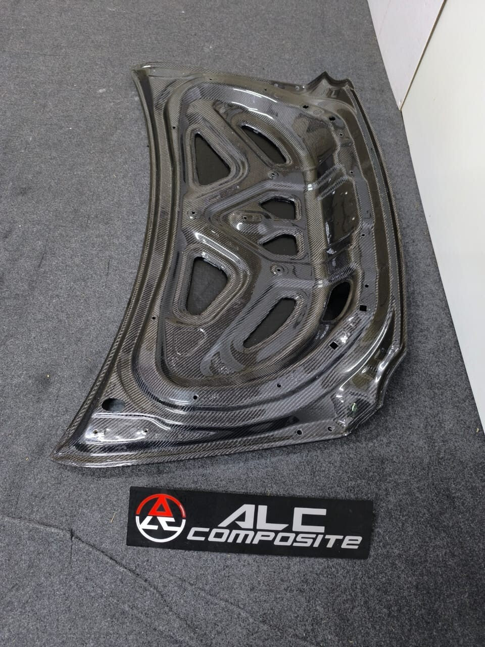 Fit For Nissan R35 GTR OE-Style Dry Carbon Rear Bonnet Trunk Boot