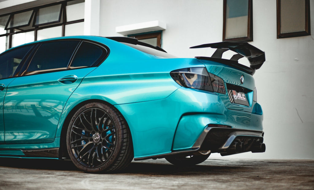 Universal Carbon Swan Neck GT Wing