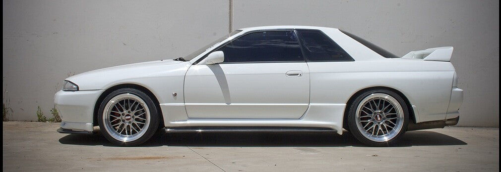Fit For R32 GTR FRP SIDE SKIRT EXTENSIONS (For N1 side skirt only)