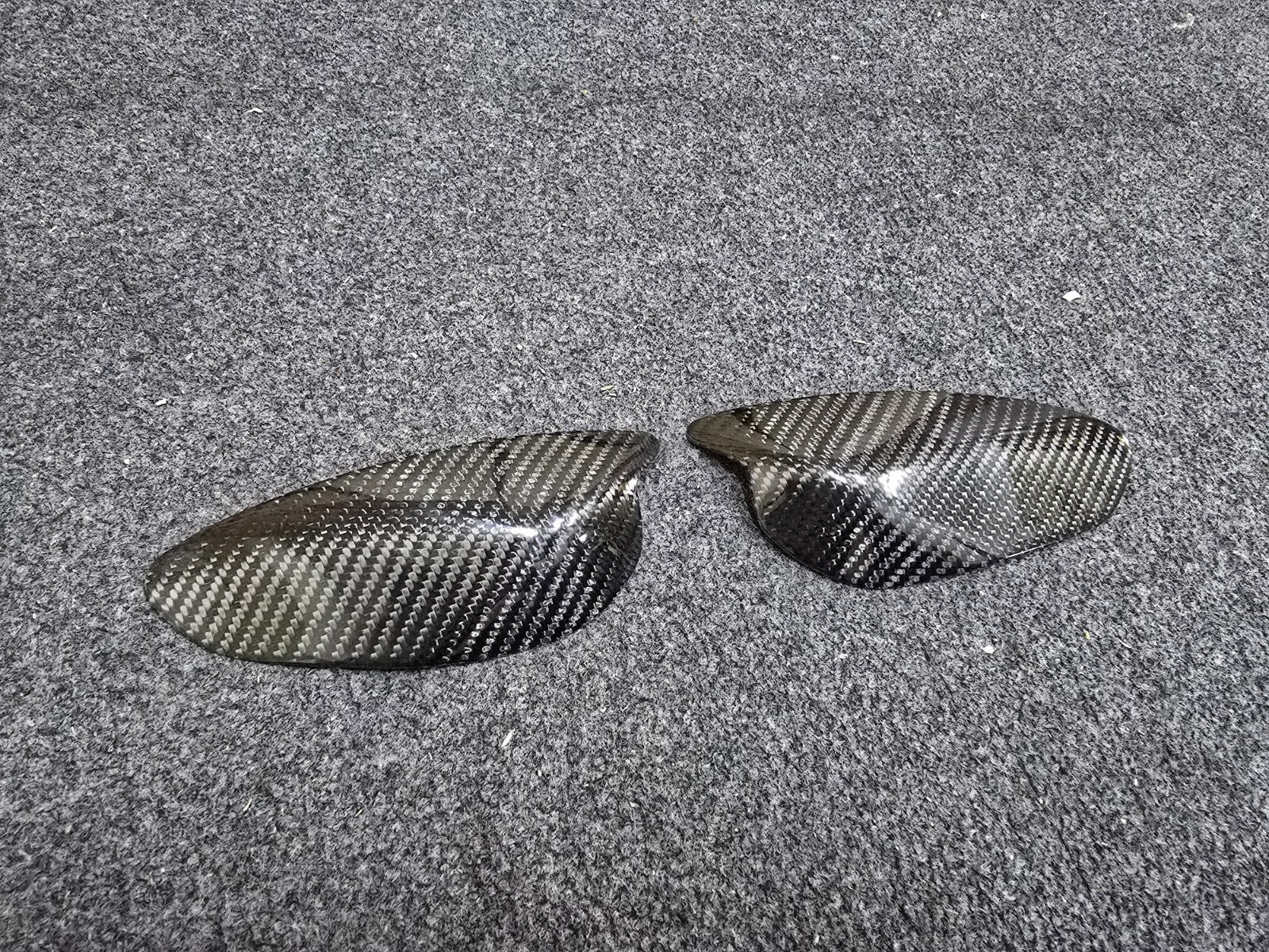 Carbon Fiber Tank Sliders for Kawasaki ZX10R '11-'20