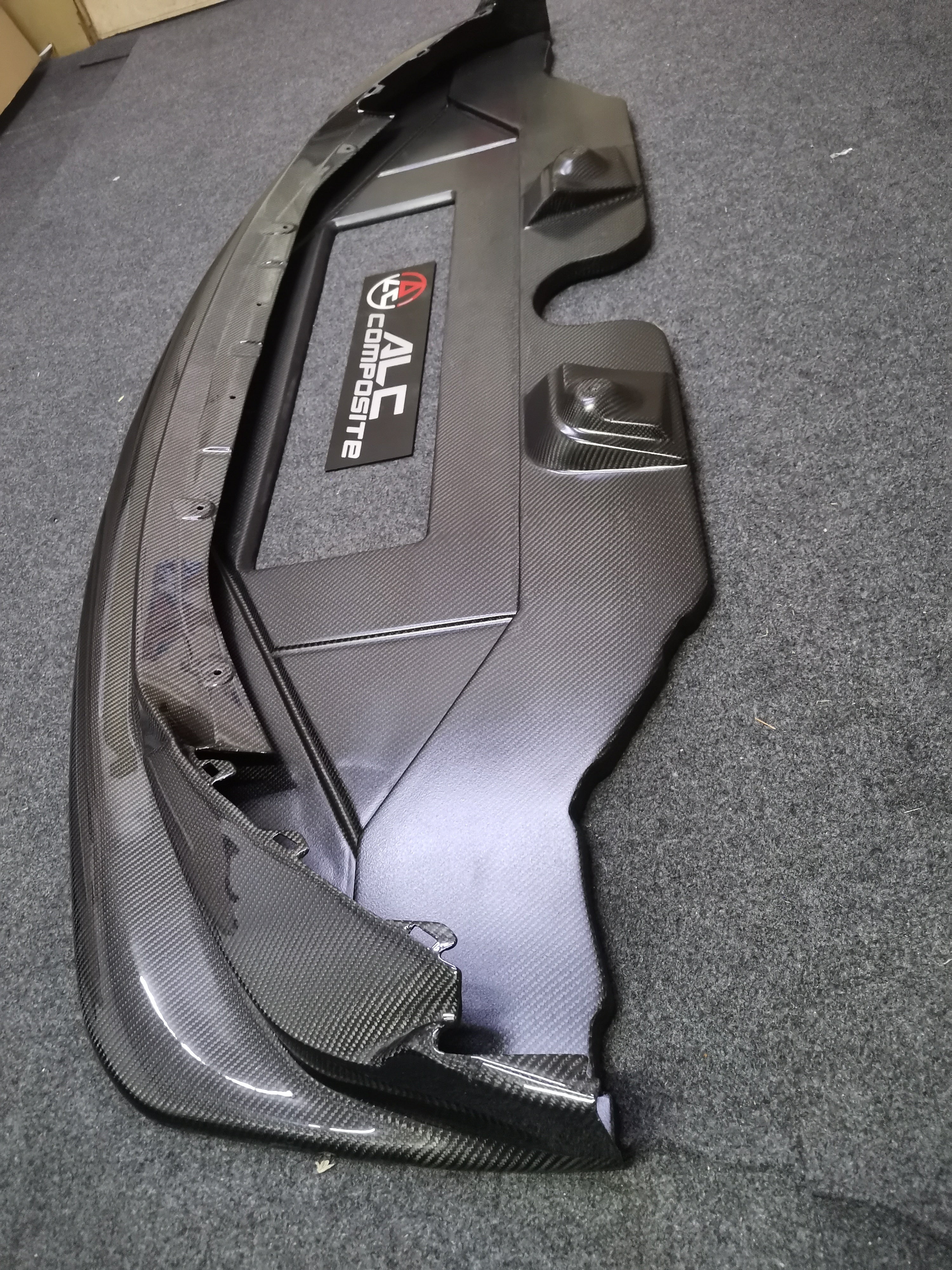 Carbon Fiber Front Splitter w/ undertray – BMW M4/M3 G82/G80