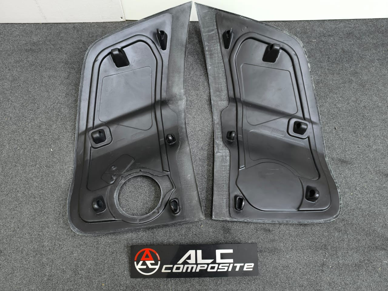FIT FOR AUDI R8 V8 & V10 COUPE 08-15 CARBON FIBRE SIDE BLADES (LEFT AND RIGHT)